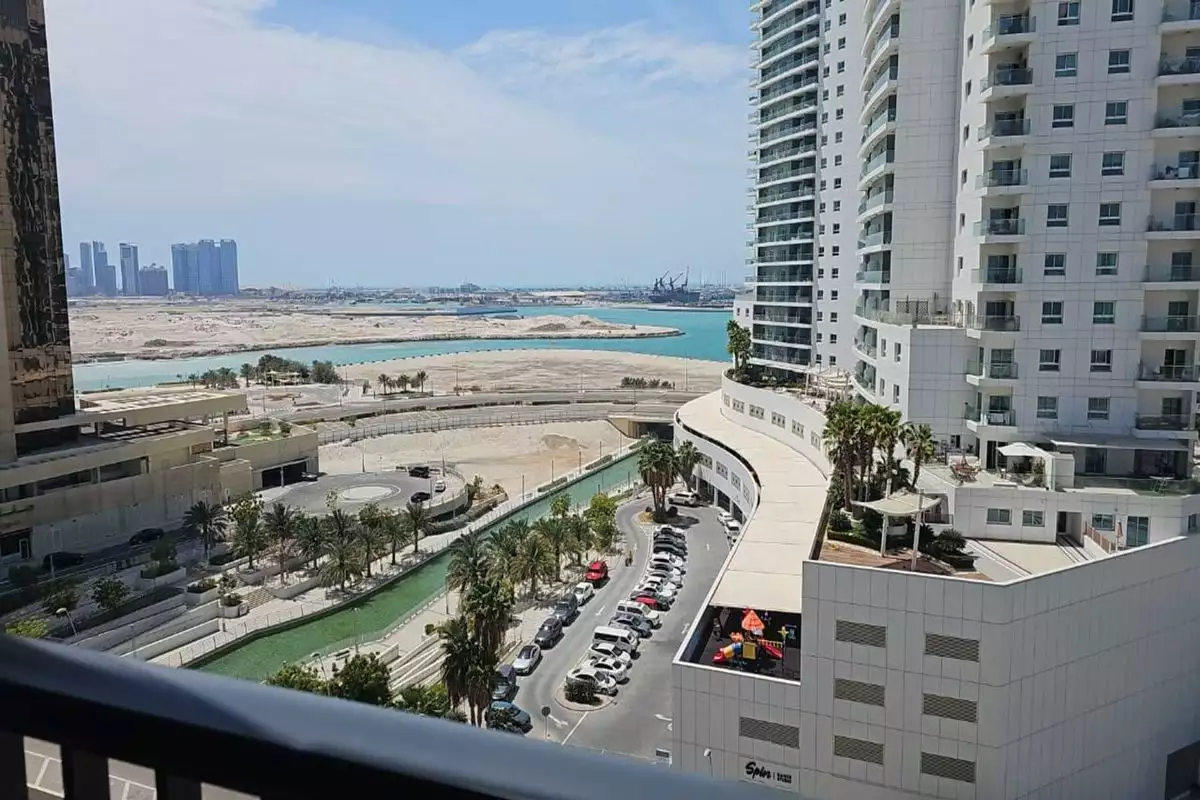 Flat 62m² in UAE, Abu Dhabi. Priced at 231367€ rent photo-9