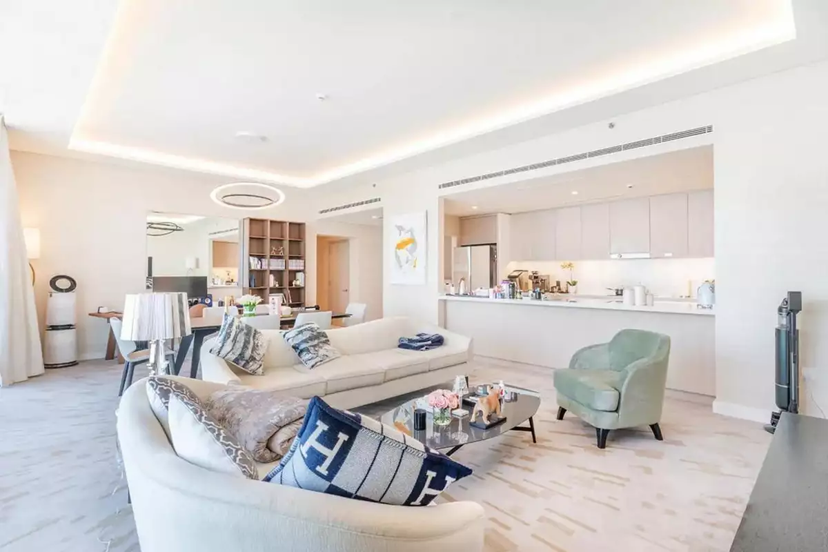 Flat 196m² in UAE, Dubai. Priced at 3371159€ rent photo-9