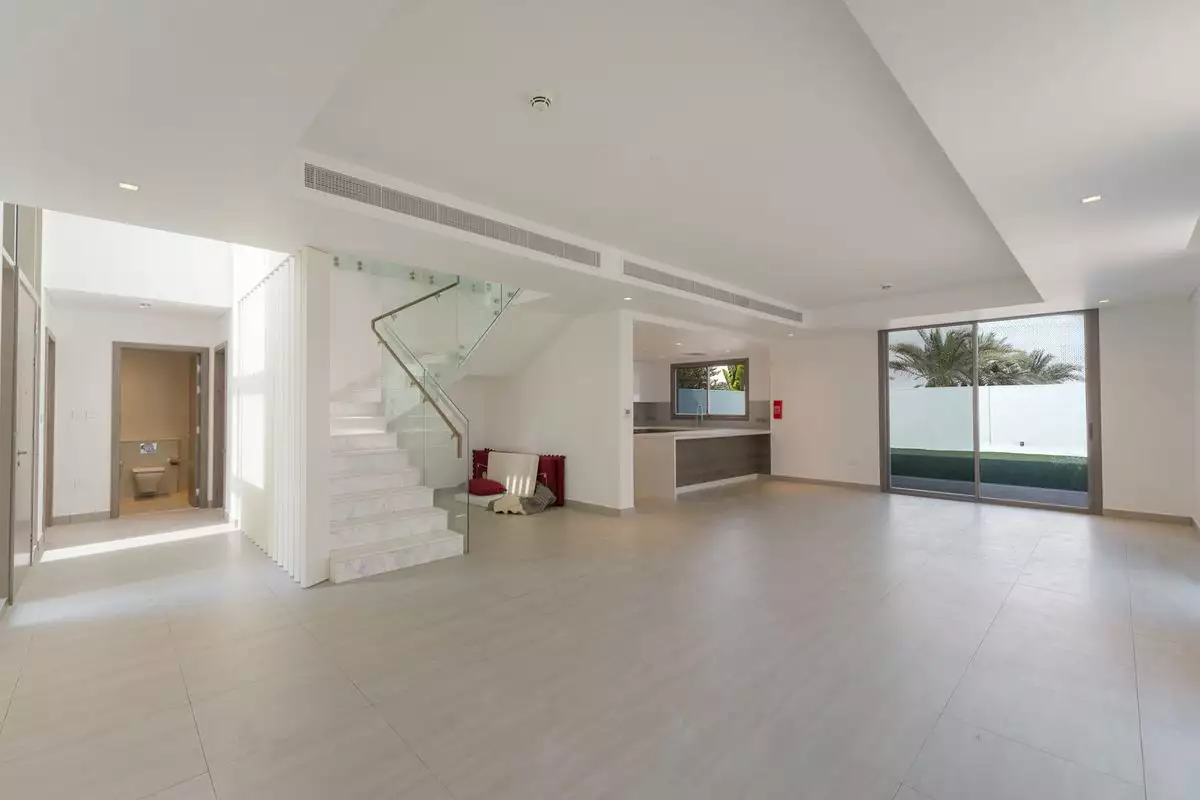 Townhouse 494m² in UAE, Abu Dhabi. Priced at 1389770€ rent photo-4