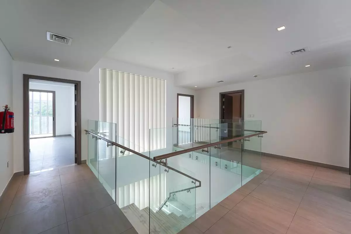 Townhouse 494m² in UAE, Abu Dhabi. Priced at 1389770€ rent photo-7