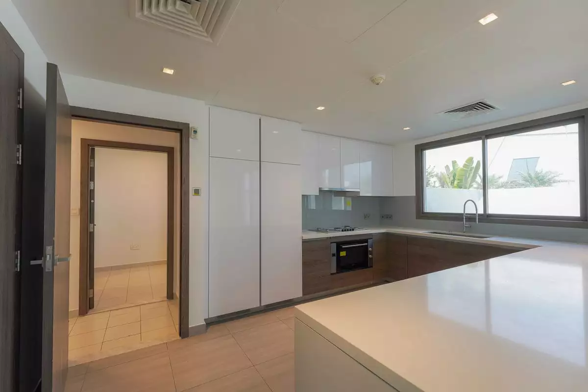 Townhouse 494m² in UAE, Abu Dhabi. Priced at 1389770€ rent photo-23
