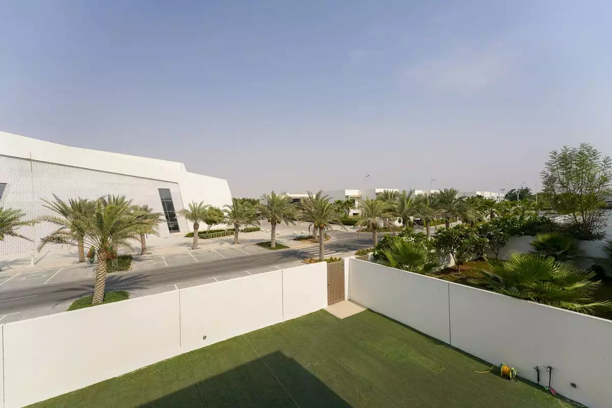 Townhouse 494m² in UAE, Abu Dhabi. Priced at 1389770€ rent photo-26