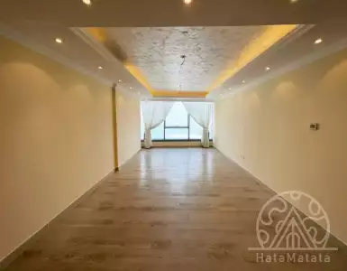 Buy in UAE for 548593€