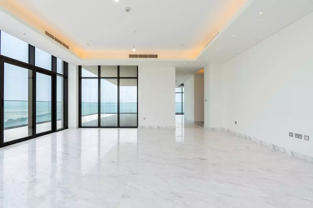 Flat 469m² in UAE, Dubai. Priced at 3496017€ rent photo-2