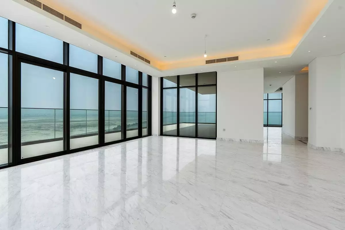 Flat 469m² in UAE, Dubai. Priced at 3496017€ rent photo-4