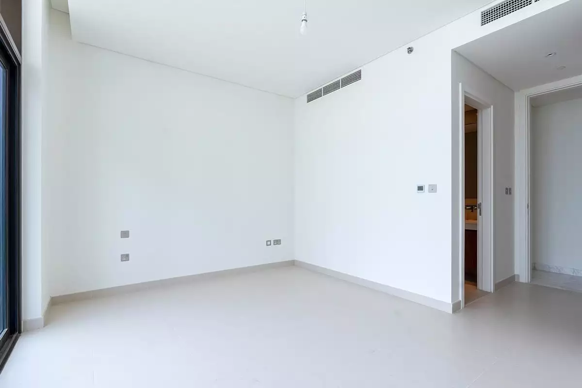 Flat 469m² in UAE, Dubai. Priced at 3496017€ rent photo-19