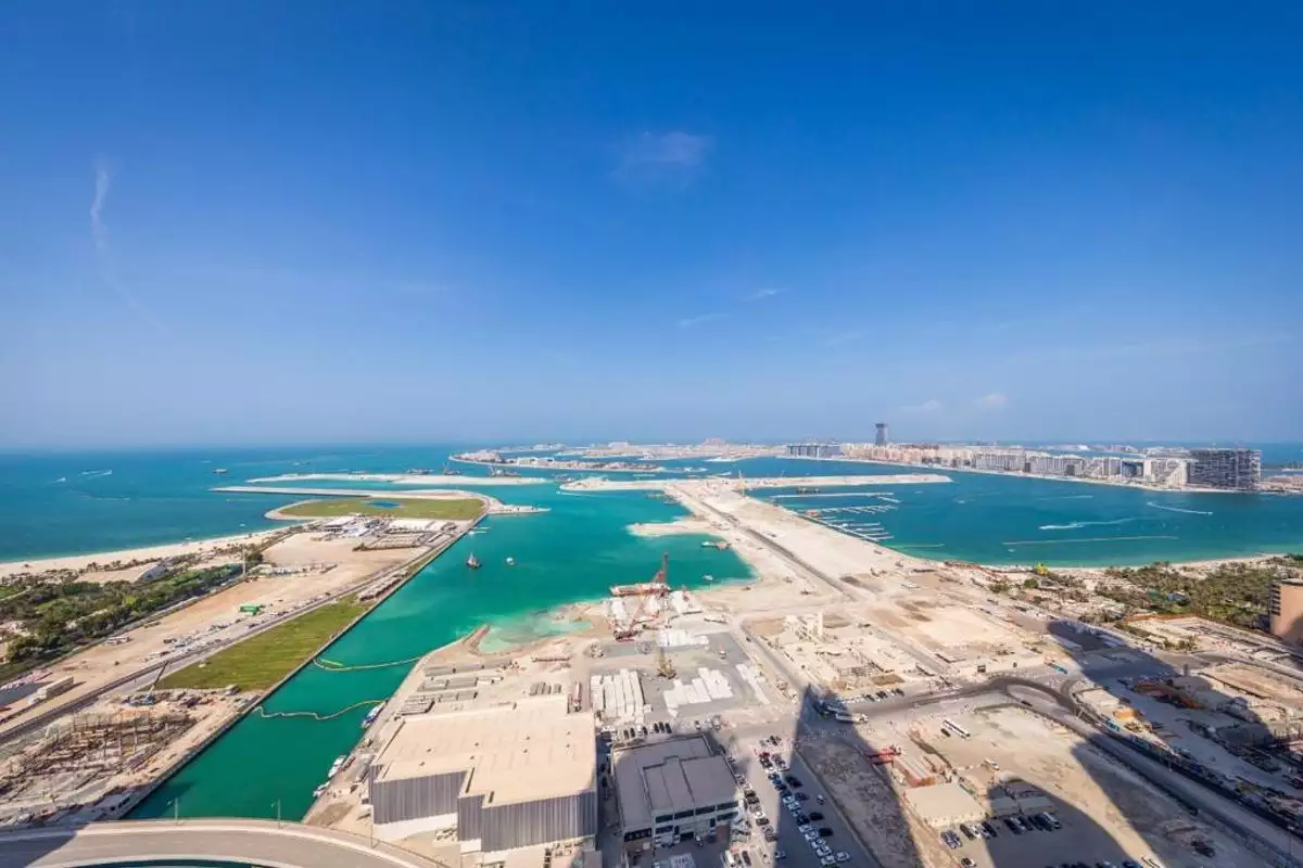 Flat 143m² in UAE, Dubai. Priced at 791598€ rent photo-1