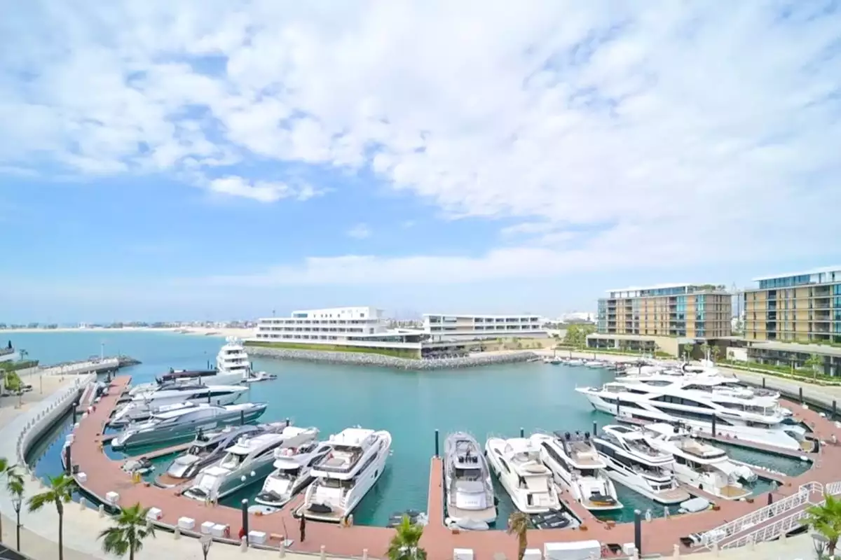 Flat 294m² in UAE, Dubai. Priced at 10612909€ rent photo-1