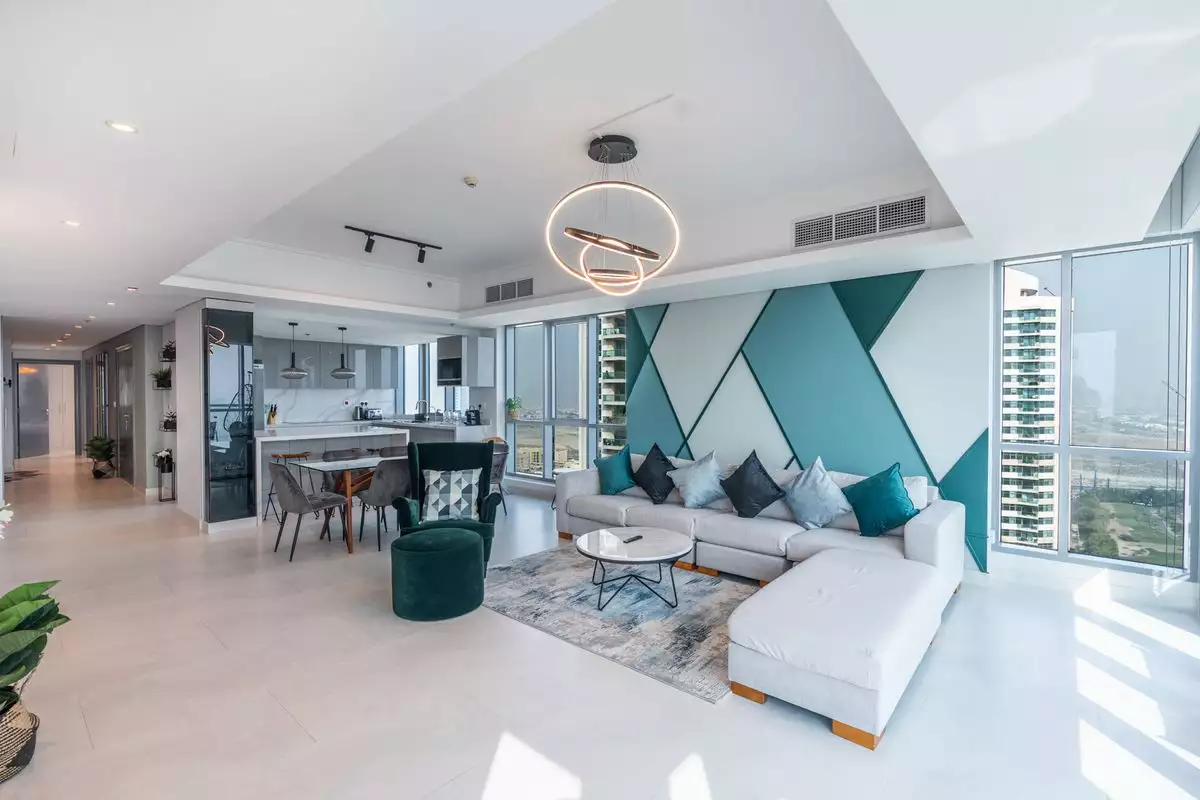 Flat 187m² in UAE, Dubai. Priced at 1123720€ rent photo-3