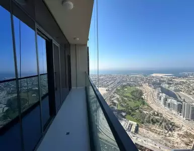 Buy in UAE for 519178€