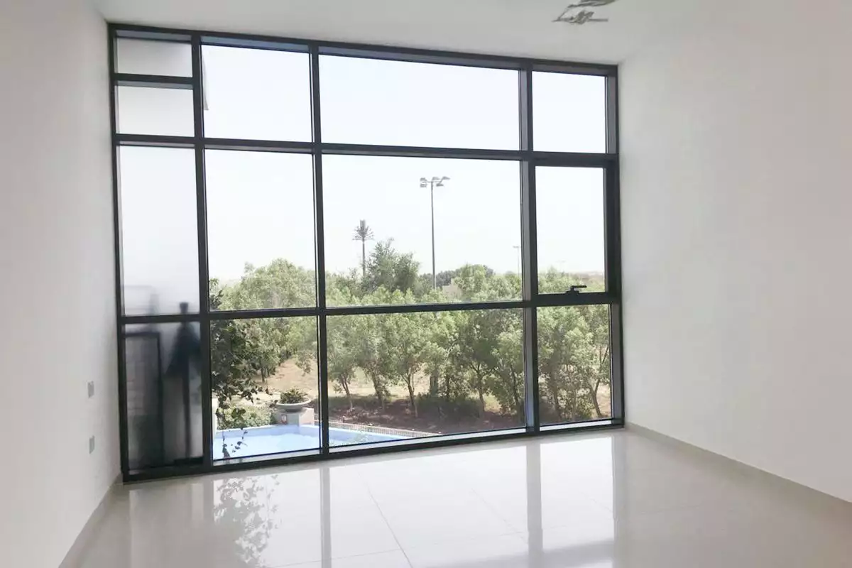Flat 145m² in UAE, Dubai. Priced at 799090€ rent photo-3