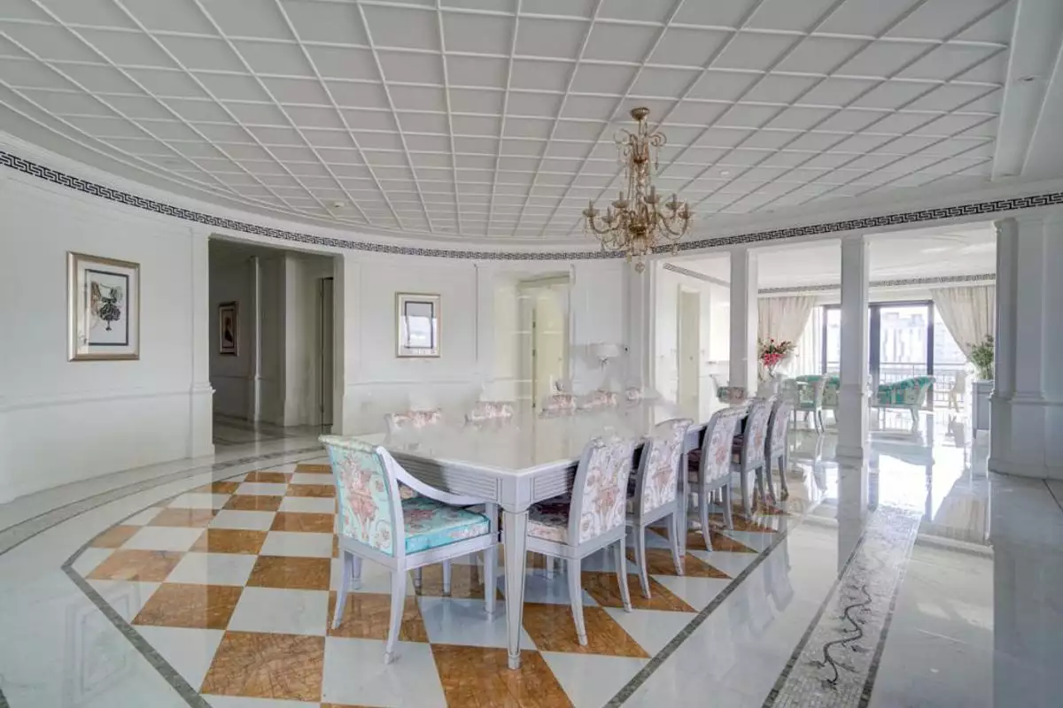 Flat 466m² in UAE, Dubai. Priced at 3745732€ rent photo-5