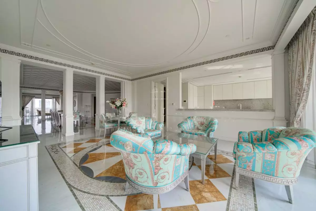 Flat 466m² in UAE, Dubai. Priced at 3745732€ rent photo-8