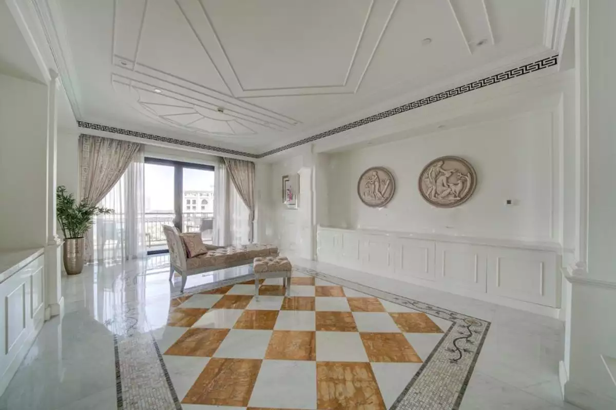 Flat 466m² in UAE, Dubai. Priced at 3745732€ rent photo-10