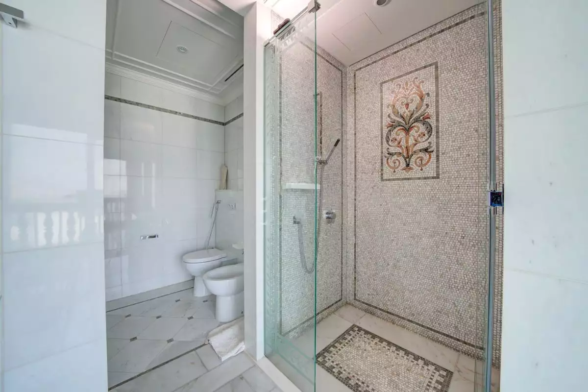 Flat 466m² in UAE, Dubai. Priced at 3745732€ rent photo-15