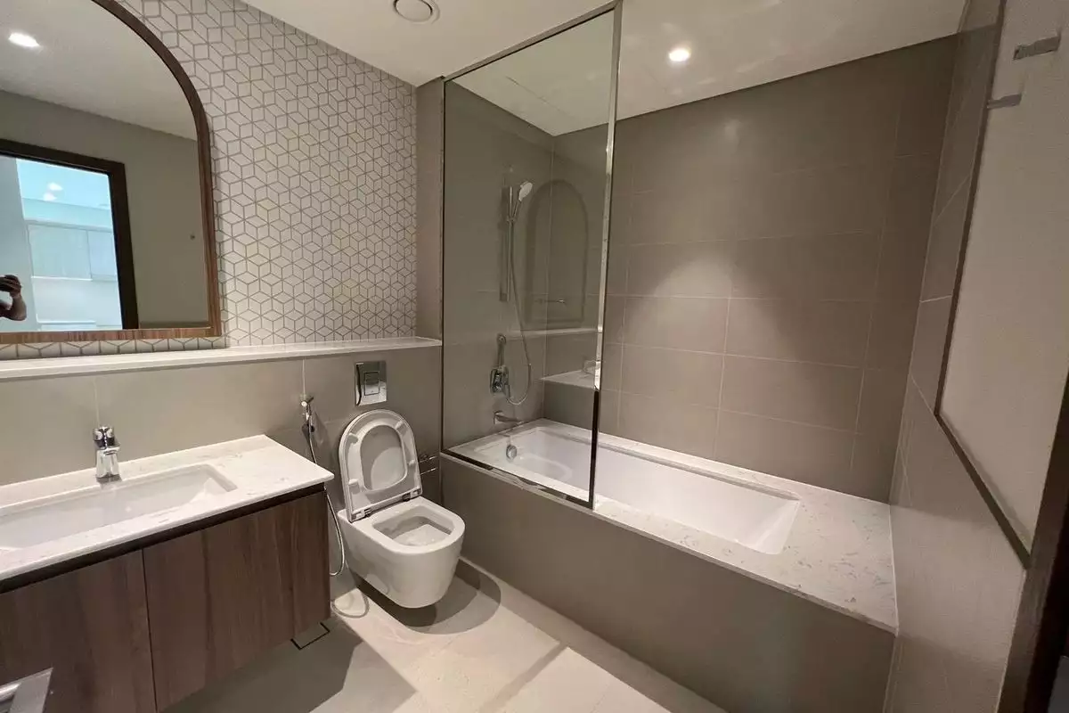 Flat 73m² in UAE, Dubai. Priced at 394550€ rent photo-3