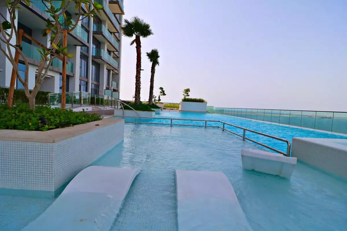 Flat 41m² in UAE, Dubai. Priced at 307150€ rent photo-2