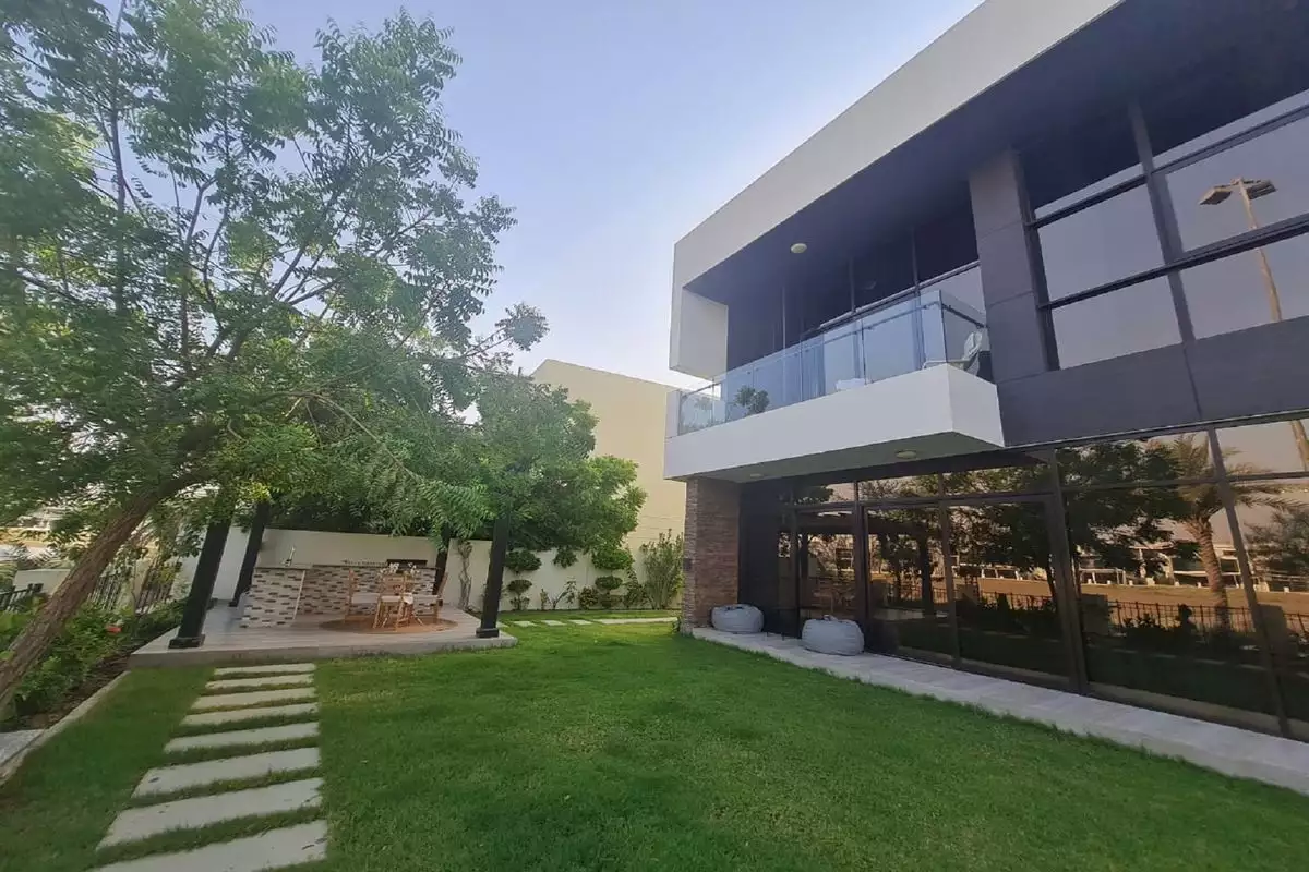 Villa 695m² in UAE, Dubai. Priced at 2372297€ rent photo-1