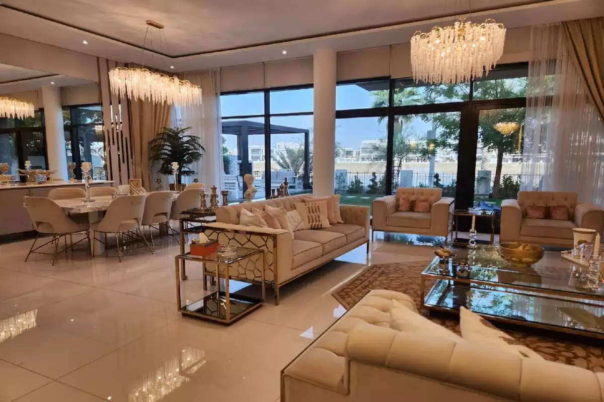 Villa 695m² in UAE, Dubai. Priced at 2372297€ rent photo-2