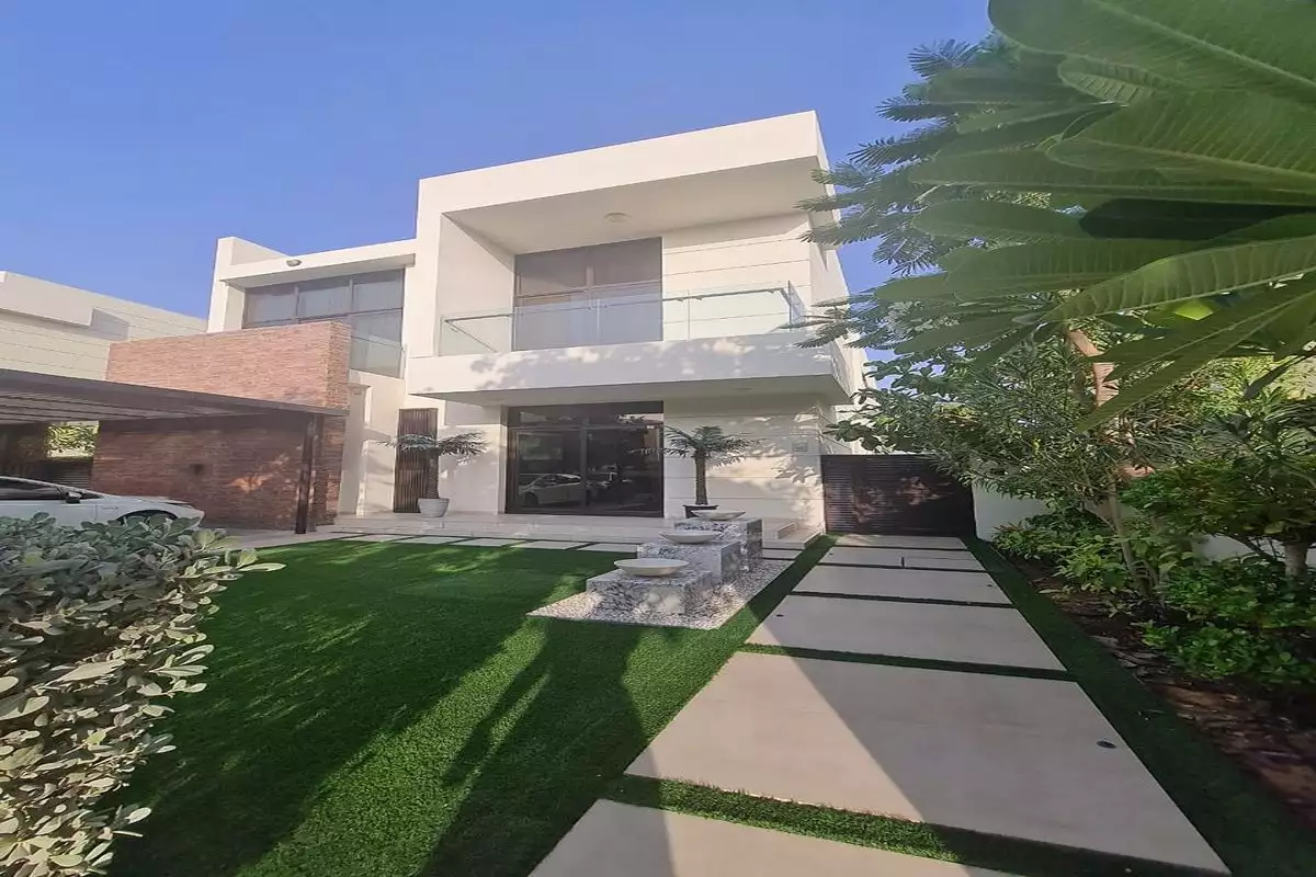 Villa 695m² in UAE, Dubai. Priced at 2372297€ rent photo-13