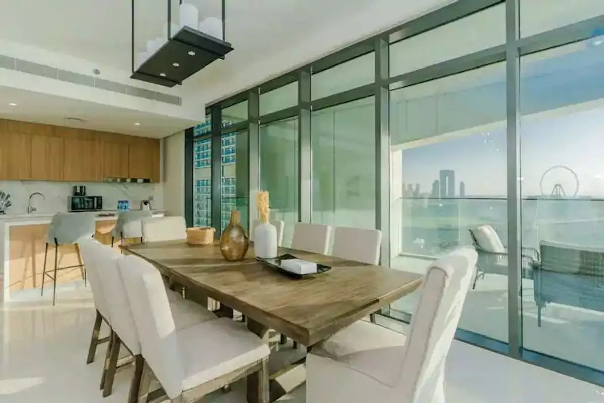 Flat 186m² in UAE, Dubai. Priced at 2039676€ rent photo-3