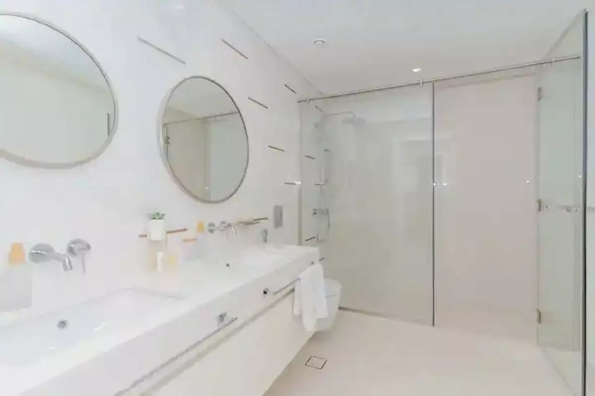 Flat 186m² in UAE, Dubai. Priced at 2039676€ rent photo-6