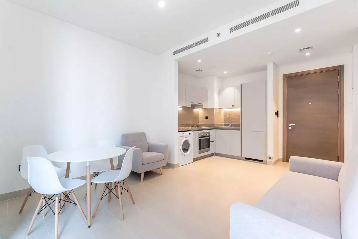 Flat 46m² in UAE, Dubai. Priced at 280930€ rent photo-2