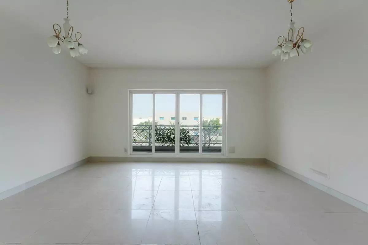 Flat 107m² in UAE, Abu Dhabi. Priced at 187287€ rent photo-1