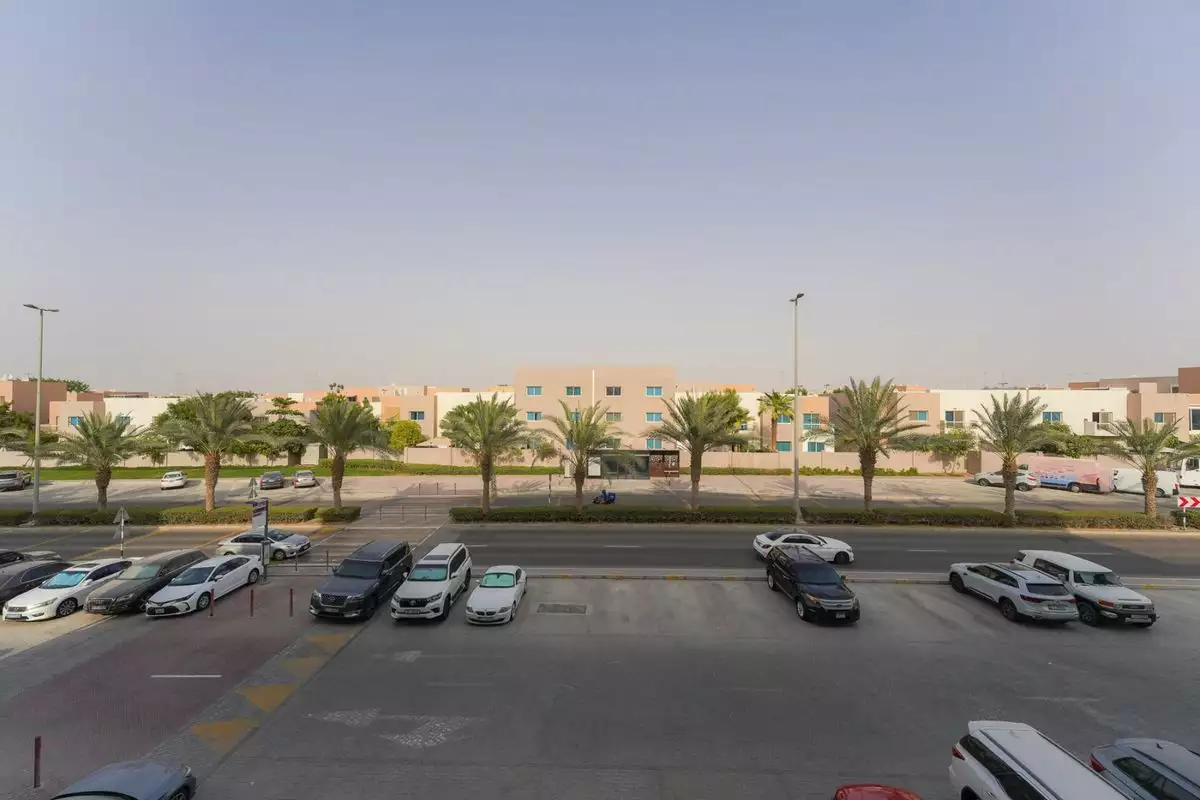 Flat 107m² in UAE, Abu Dhabi. Priced at 187287€ rent photo-3