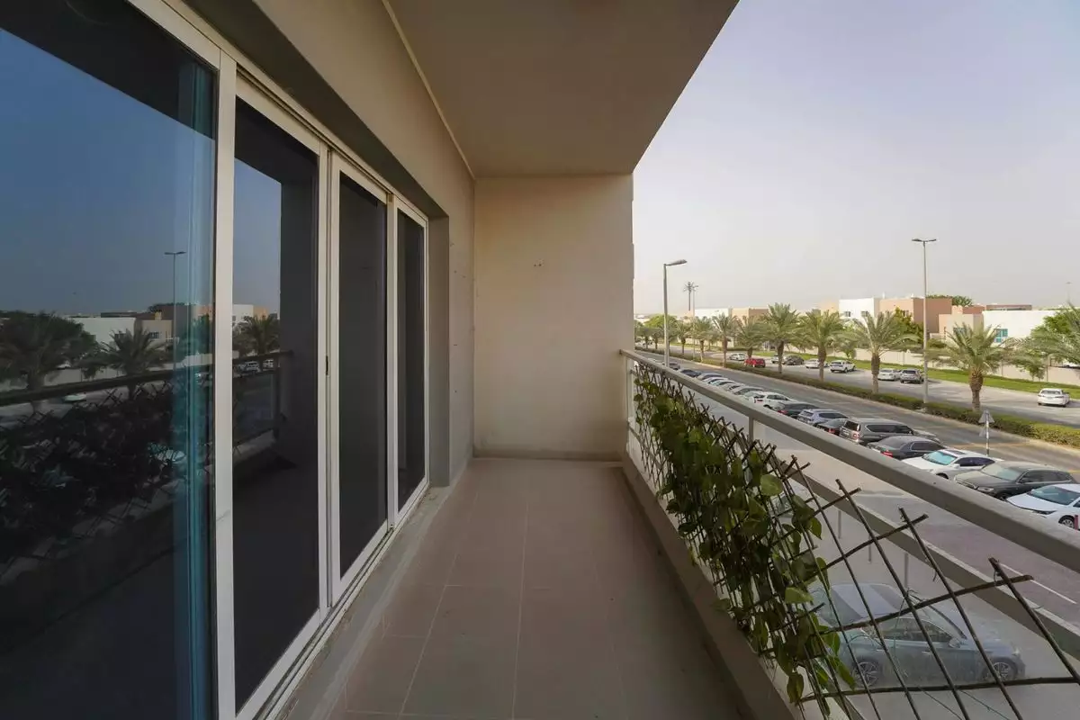 Flat 107m² in UAE, Abu Dhabi. Priced at 187287€ rent photo-5