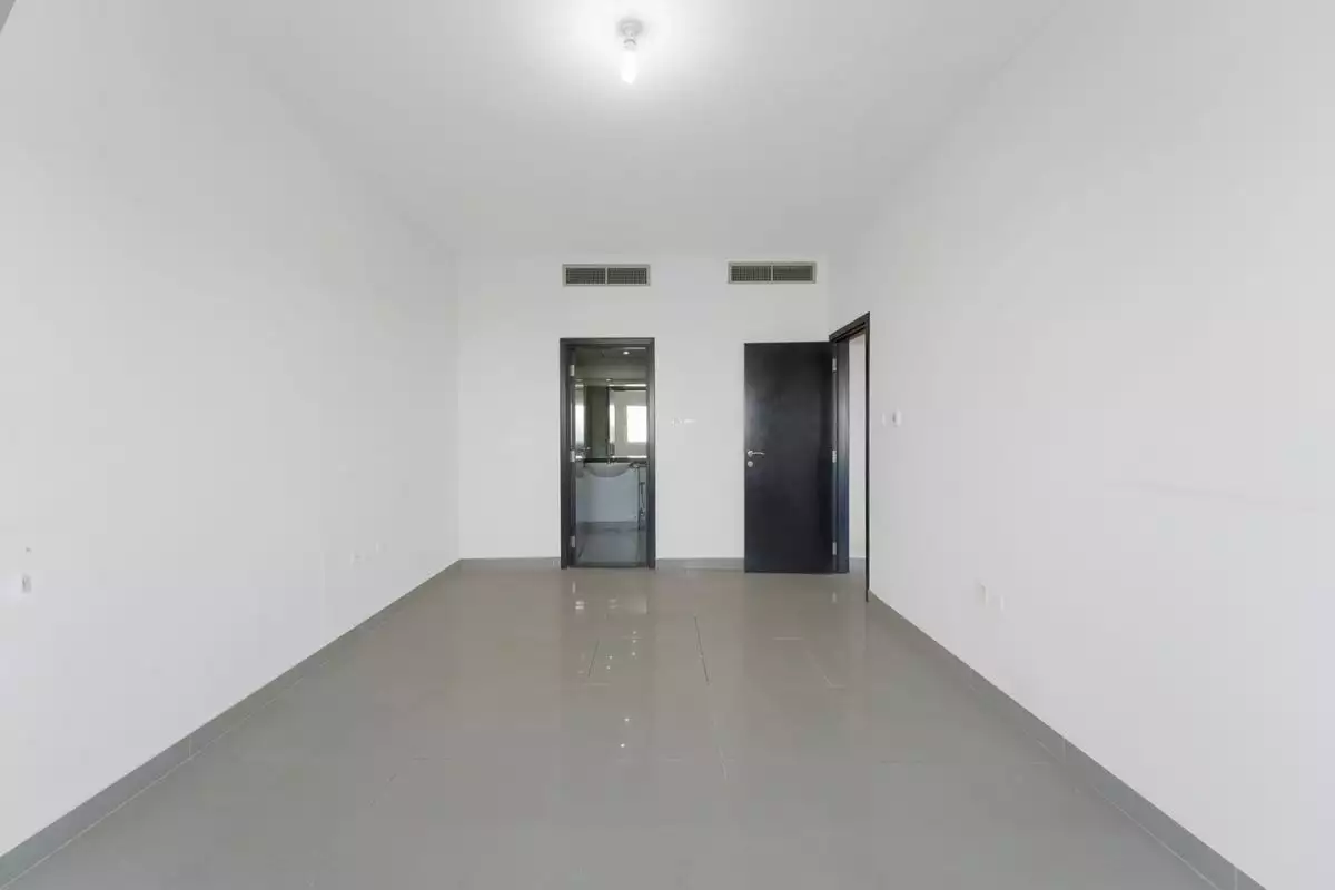 Flat 107m² in UAE, Abu Dhabi. Priced at 187287€ rent photo-10
