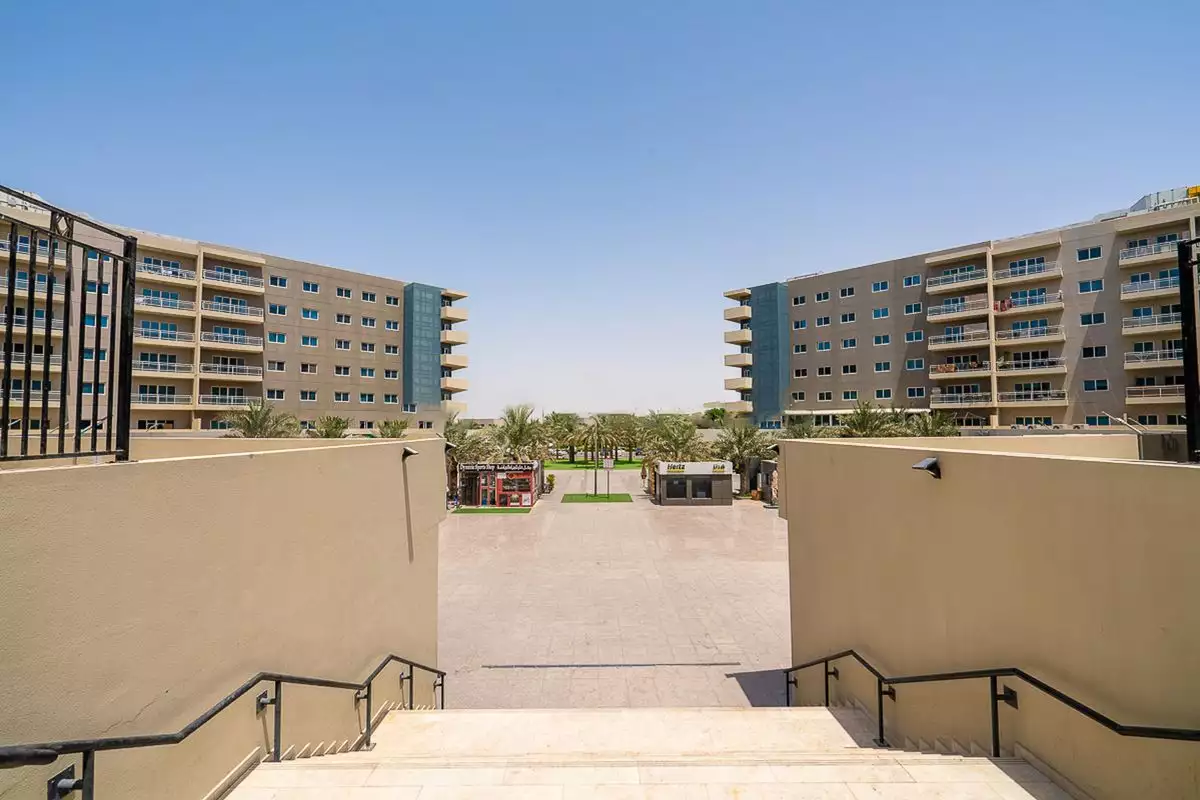 Flat 107m² in UAE, Abu Dhabi. Priced at 187287€ rent photo-13