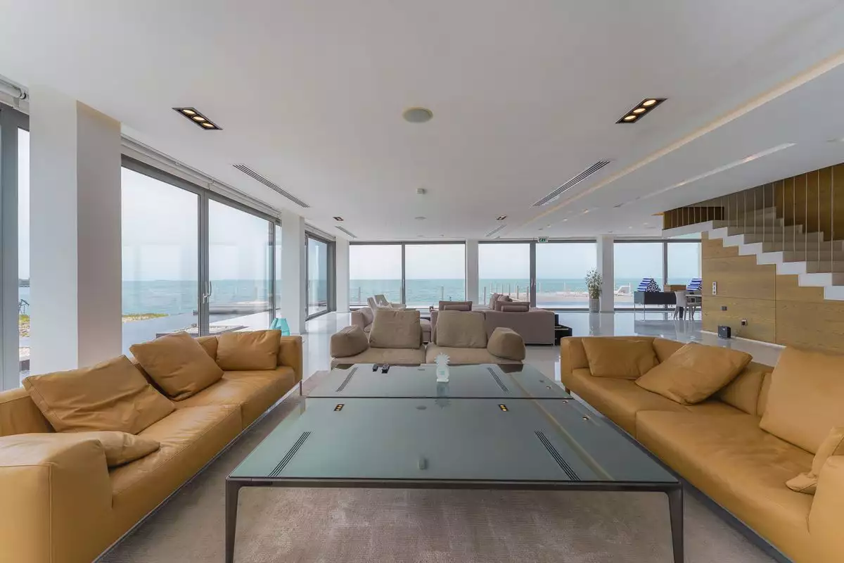Villa 820m² in UAE, Abu Dhabi. Priced at 6794890€ rent photo-7
