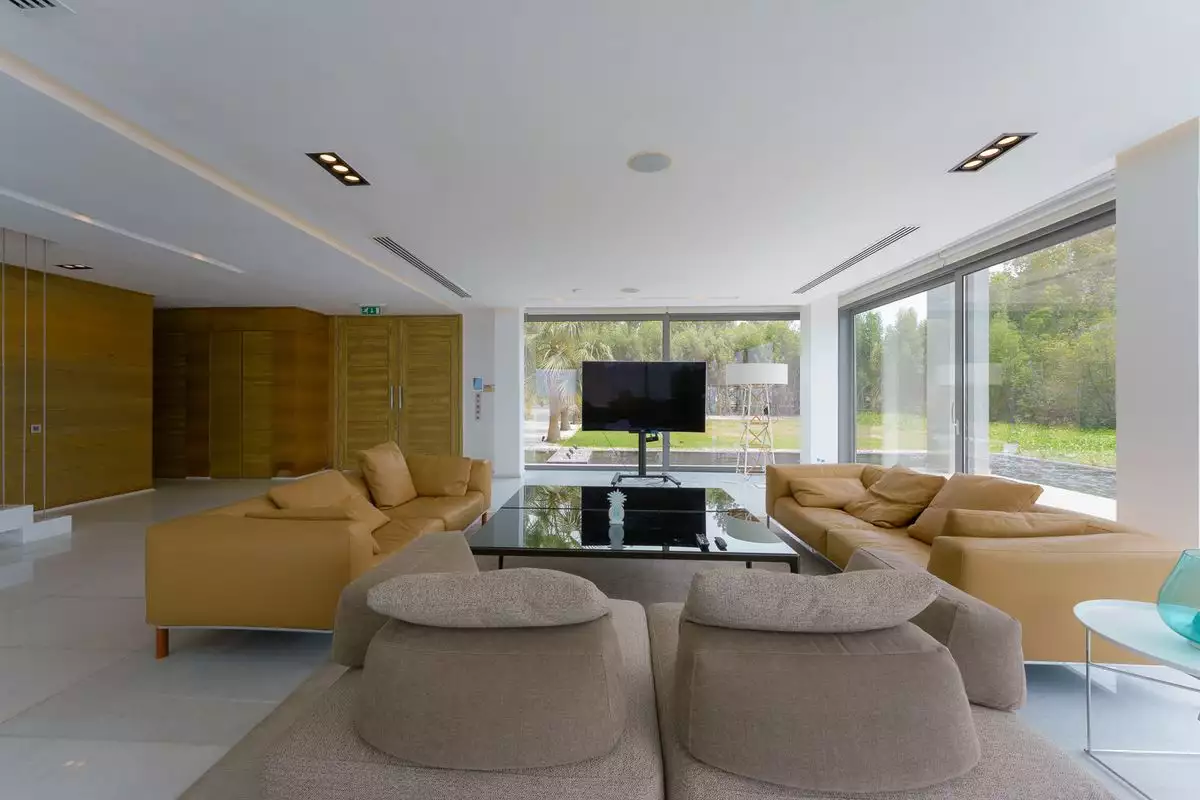 Villa 820m² in UAE, Abu Dhabi. Priced at 6794890€ rent photo-8