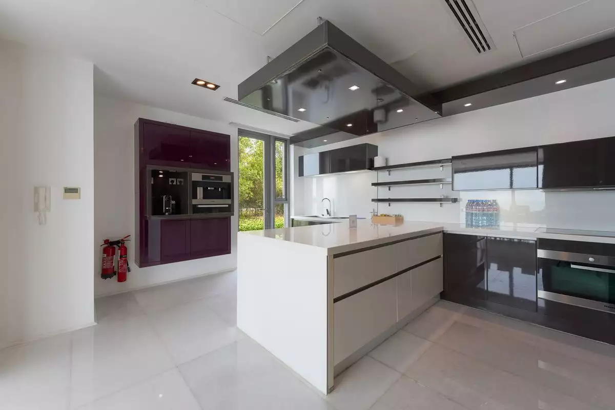 Villa 820m² in UAE, Abu Dhabi. Priced at 6794890€ rent photo-12