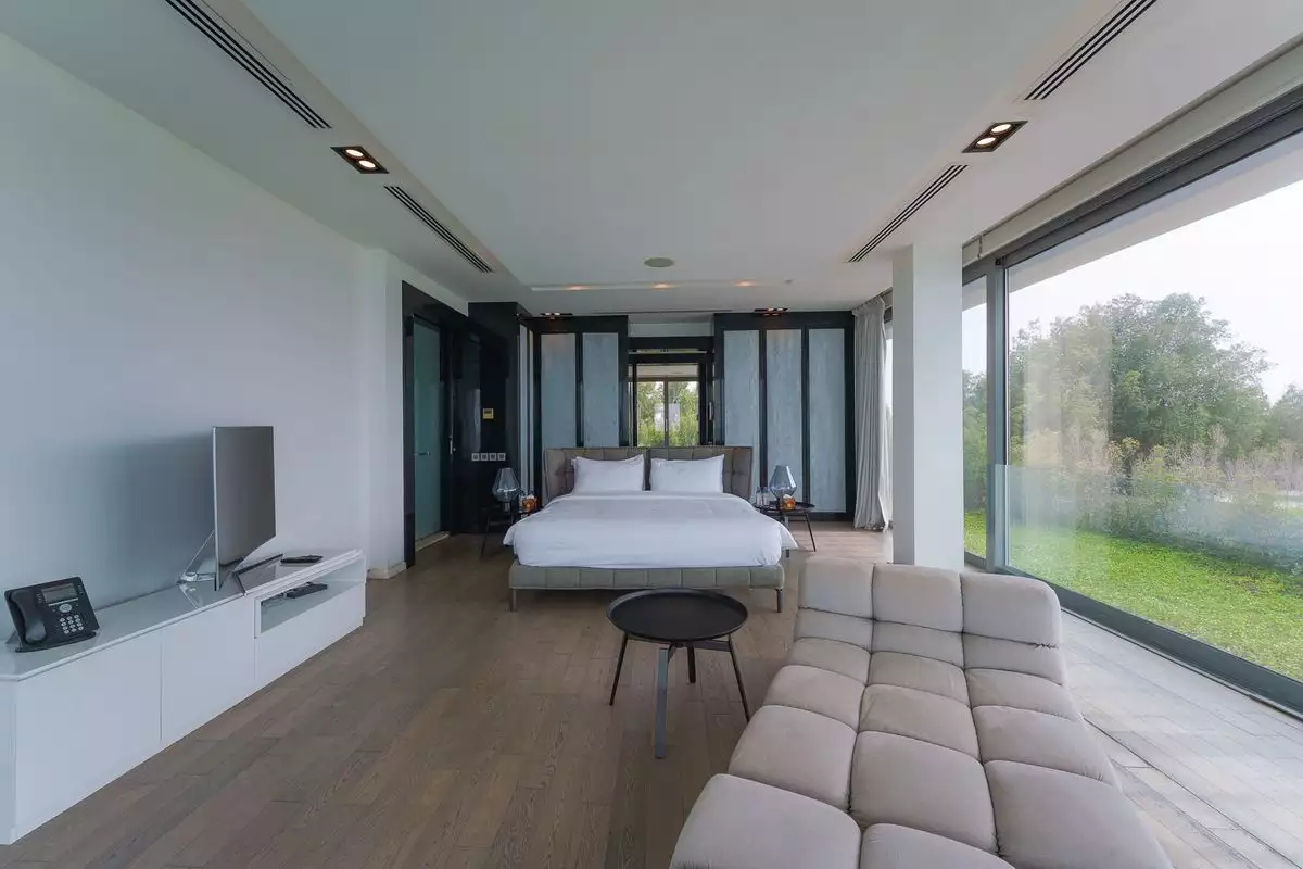 Villa 820m² in UAE, Abu Dhabi. Priced at 6794890€ rent photo-19