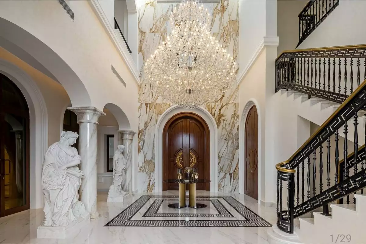 Villa 2766m² in UAE, Dubai. Priced at 39954480€ rent photo-2