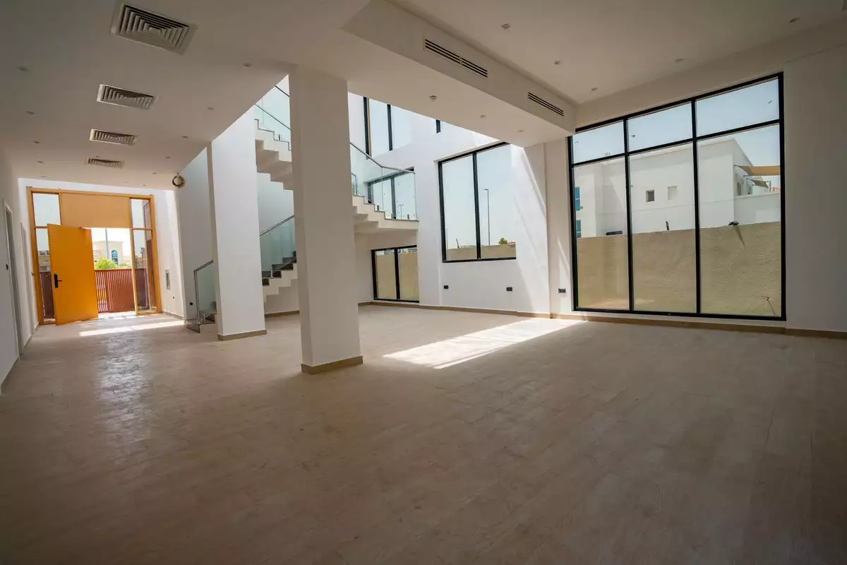 Villa 483m² in UAE, Dubai. Priced at 2372297€ rent photo-3