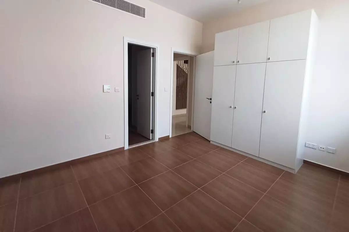 Townhouse 230m² in UAE, Abu Dhabi. Priced at 943735€ rent photo-4