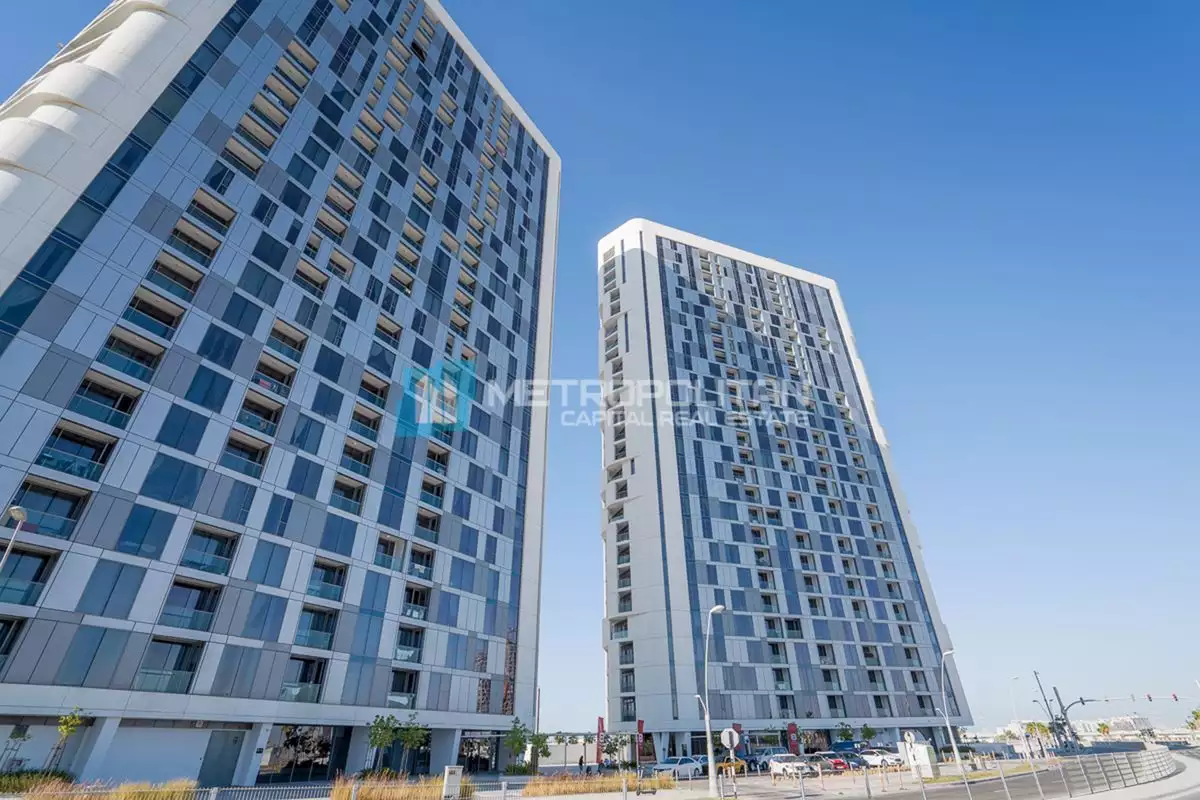 Flat 63m² in UAE, Abu Dhabi. Priced at 194778€ rent photo-2