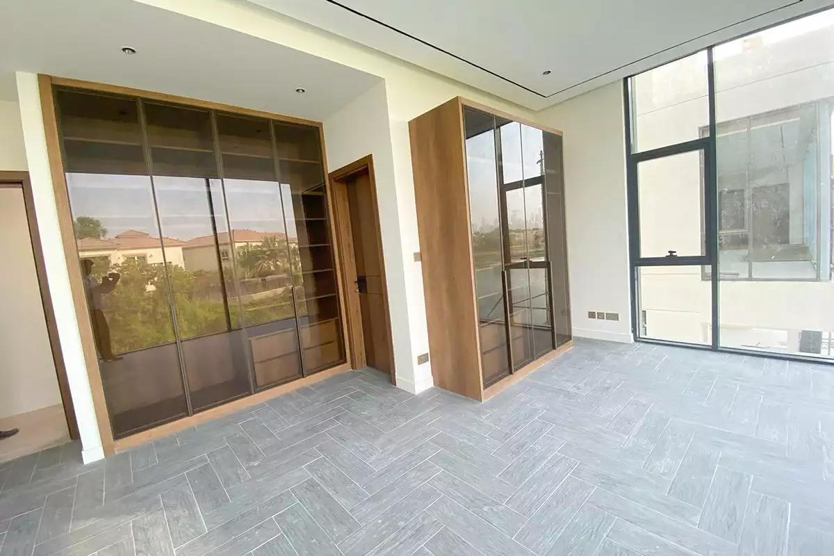 Villa 557m² in UAE, Dubai. Priced at 3371159€ rent photo-2
