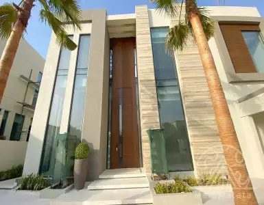 Buy in UAE for 3371159€