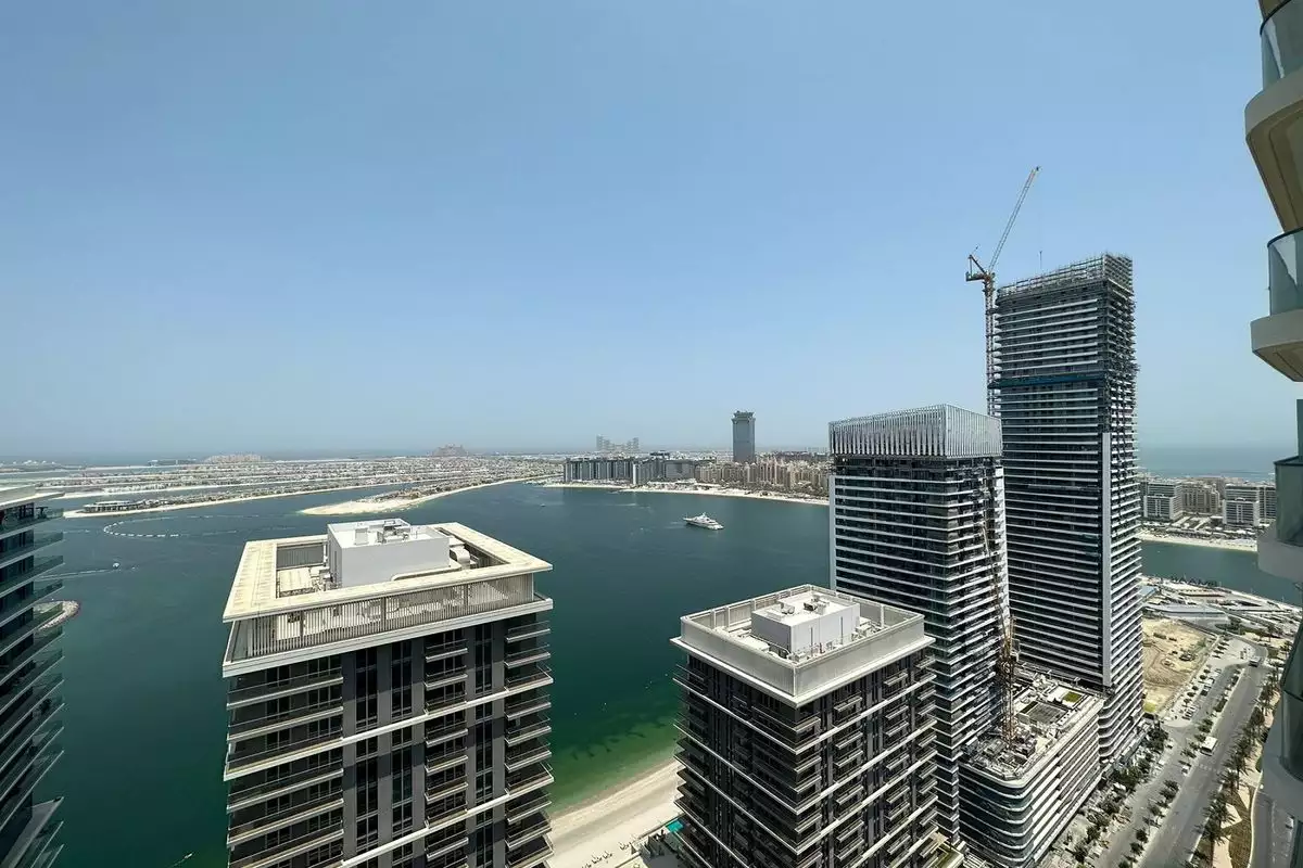 Flat 100m² in UAE, Dubai. Priced at 1273549€ rent photo-19