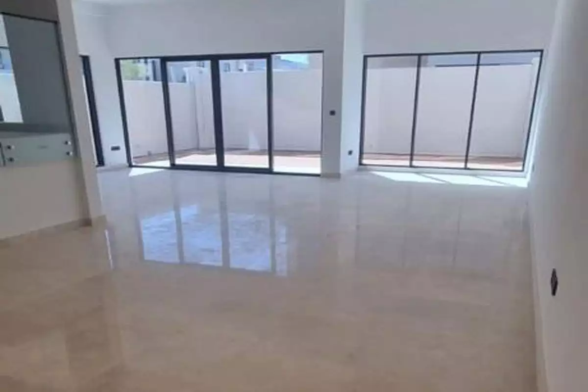 Townhouse 260m² in UAE, Abu Dhabi. Priced at 1687329€ rent photo-3