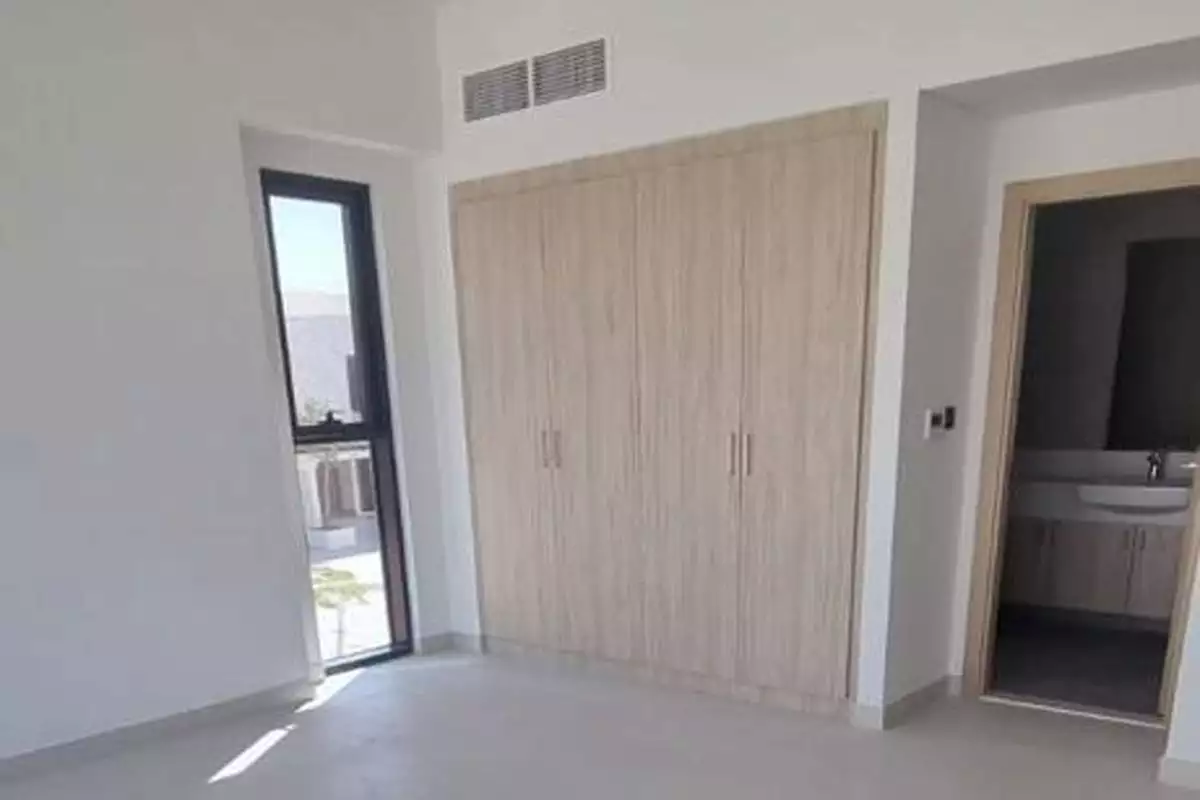 Townhouse 260m² in UAE, Abu Dhabi. Priced at 1687329€ rent photo-13