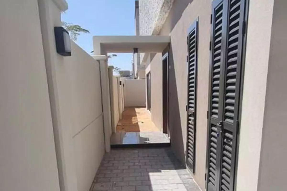 Townhouse 260m² in UAE, Abu Dhabi. Priced at 1687329€ rent photo-24