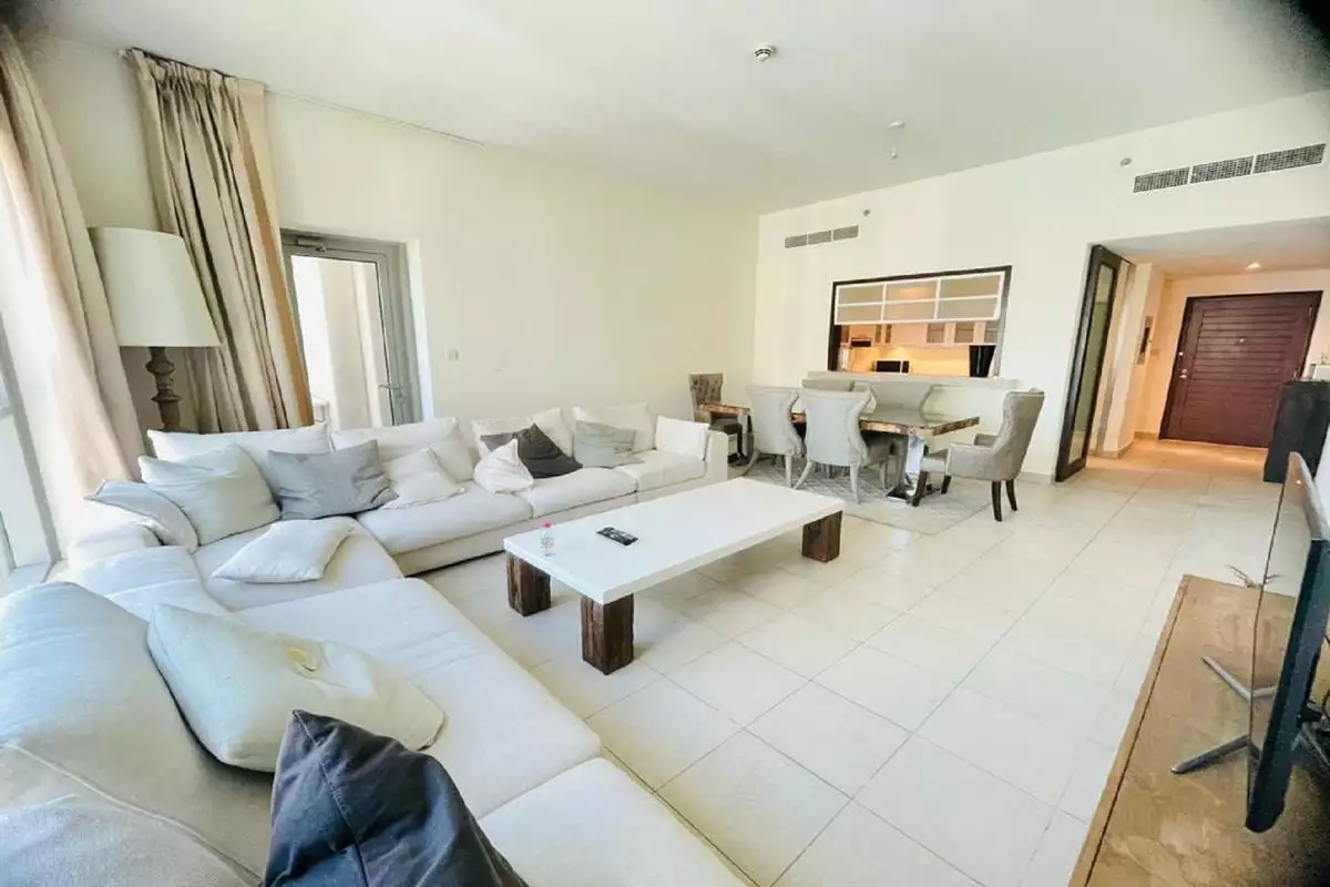 Flat 130m² in UAE, Dubai. Priced at 699203€ rent photo-1