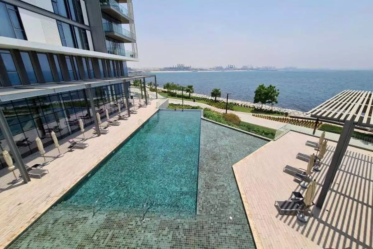 Flat 132m² in UAE, Dubai. Priced at 2072639€ rent photo-12