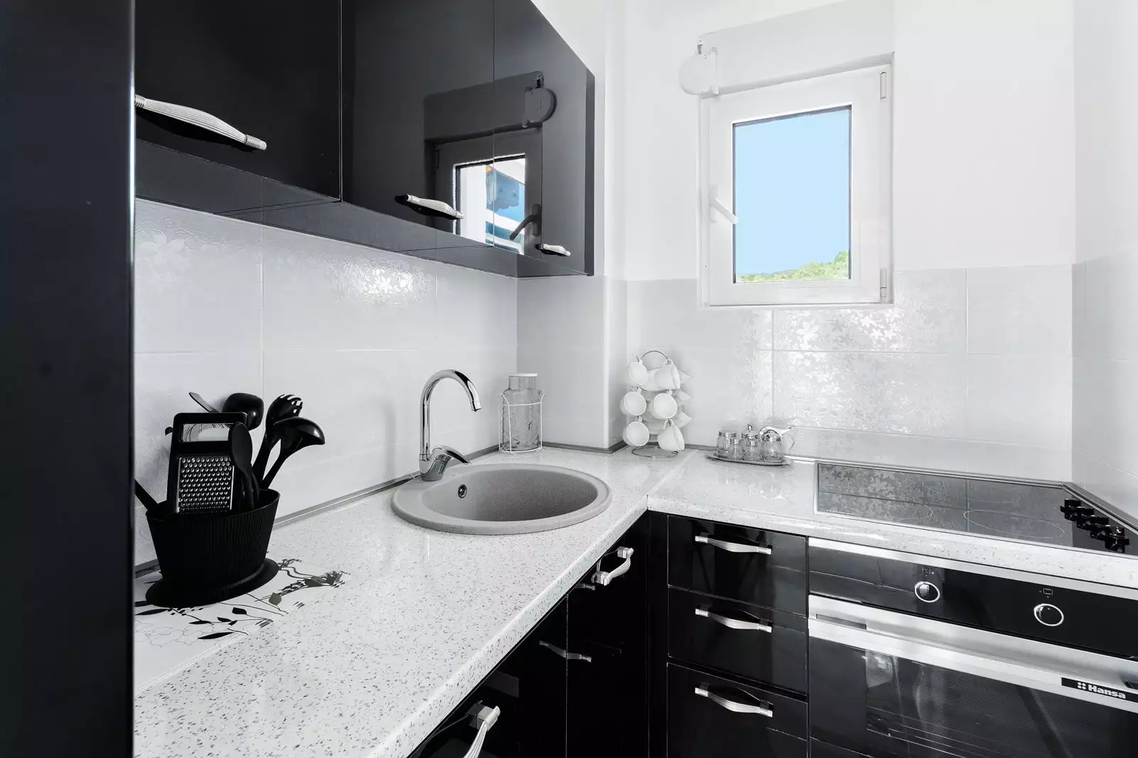 Flat 82m² in Montenegro, Becici. Priced at 220000€ rent photo-6