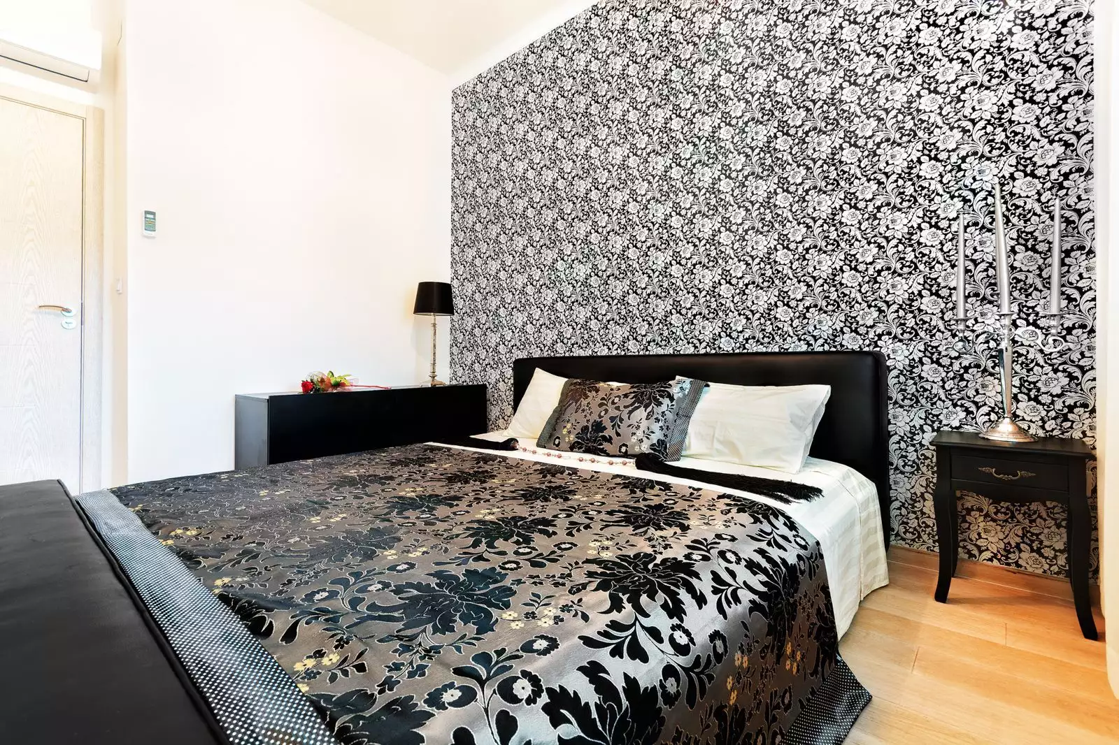 Flat 82m² in Montenegro, Becici. Priced at 220000€ rent photo-11